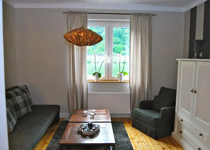 Hotel Moselschoen Alken